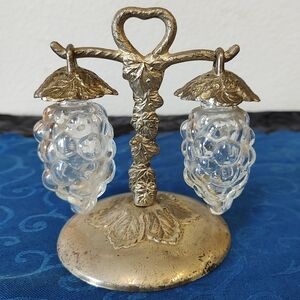 Glass Grape Salt & Pepper Shakers